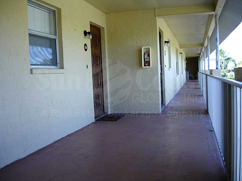 Gulf Manor Outdoor Hallway